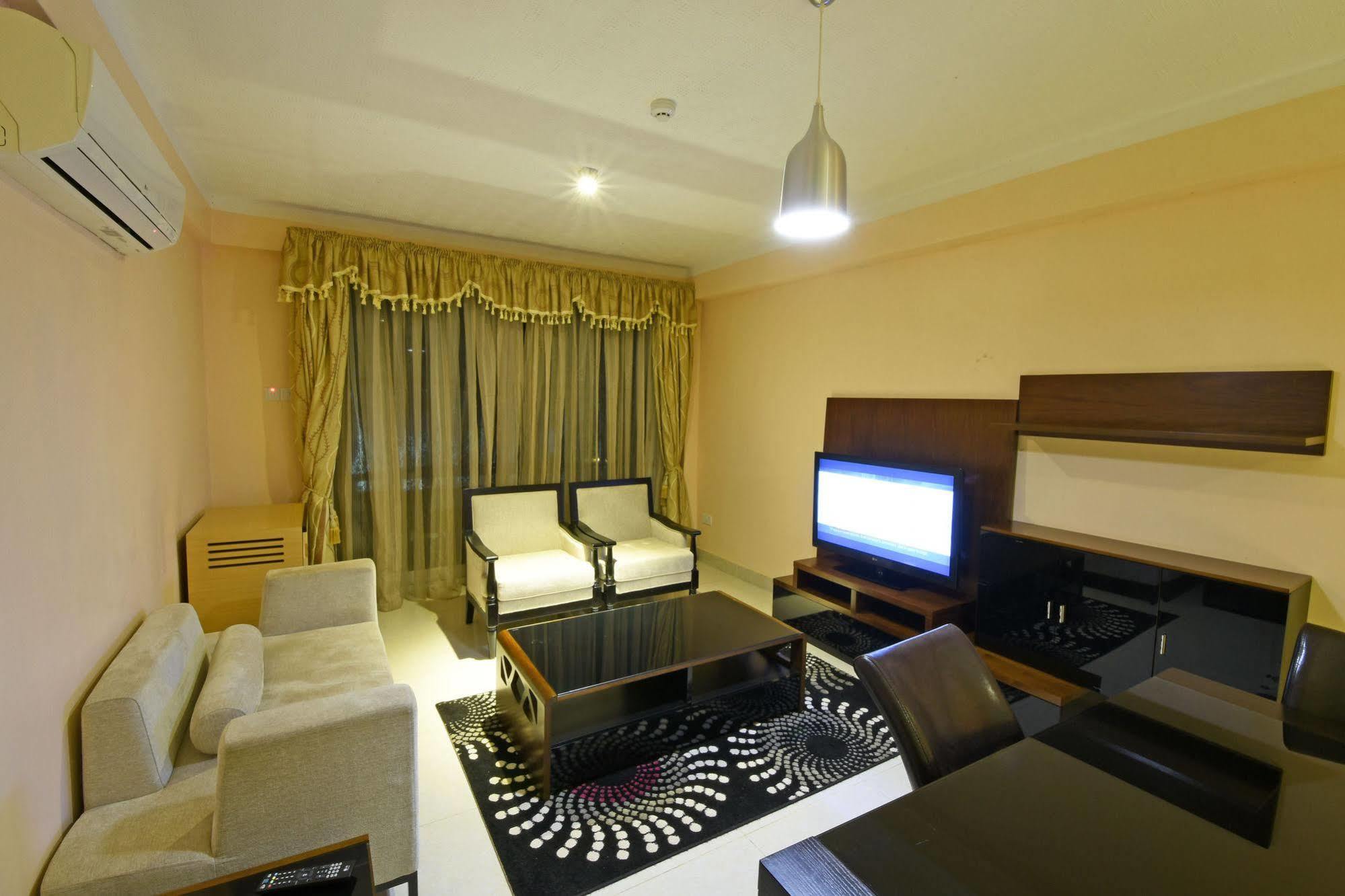 Imperial Golf View Hotel Entebbe Kültér fotó